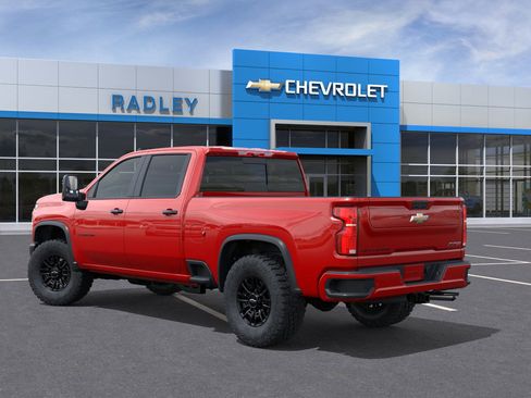 New 2026 Chevrolet Silverado 2500 ZR2 image 3