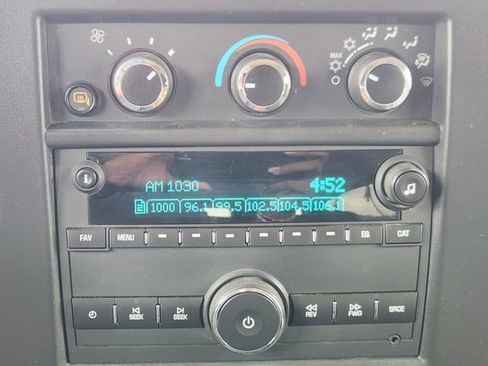 Used 2024 Chevrolet Express 3500 LS RWD image 15
