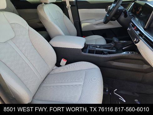 New 2026 Kia Sorento S image 10