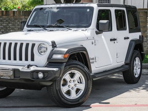 Used 2021 Jeep Wrangler Unlimited Sport AWD/4WD image 14