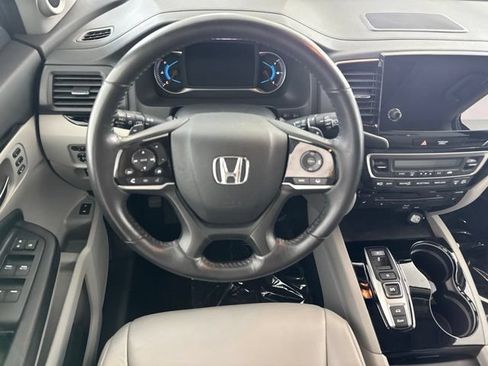 Used 2020 Honda Pilot Touring image 28