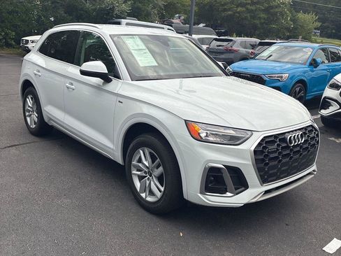 Used 2023 Audi Q5 2.0T Premium AWD/4WD image 2