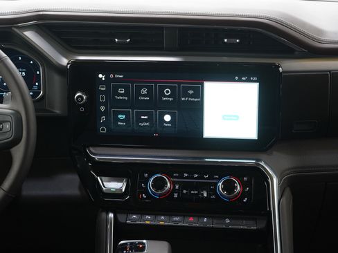 Used 2025 GMC Sierra 1500 Denali w/ Denali Reserve Package image 19