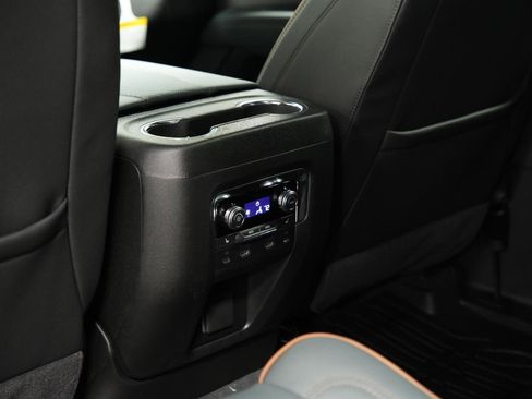 New 2026 GMC Yukon XL AT4 w/ AT4 Premium Plus Package AWD/4WD image 26