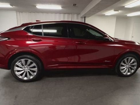 Certified 2024 Buick Envista Avenir image 9