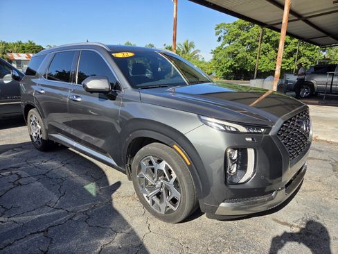 Used 2022 Hyundai Palisade Calligraphy FWD image 2