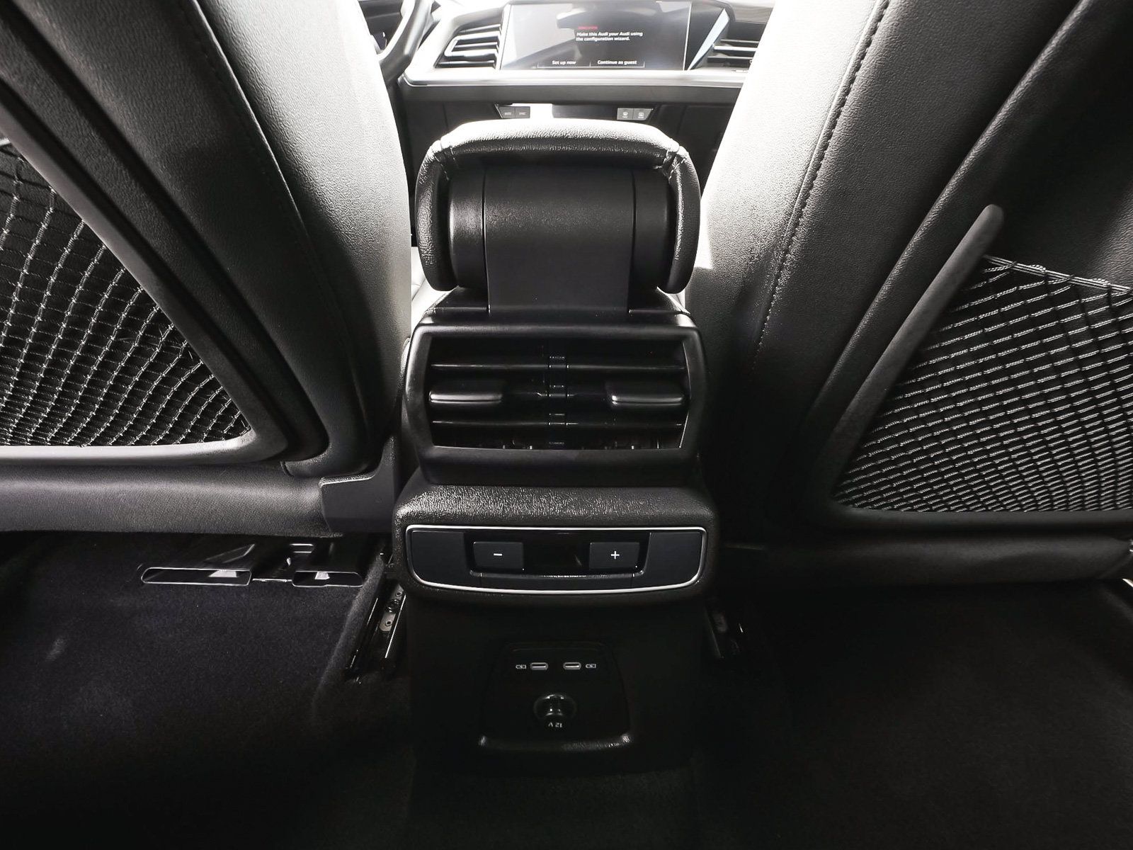 Used 2023 Audi Q4 e-tron Premium Plus w/ Premium Plus AWD/4WD image 34