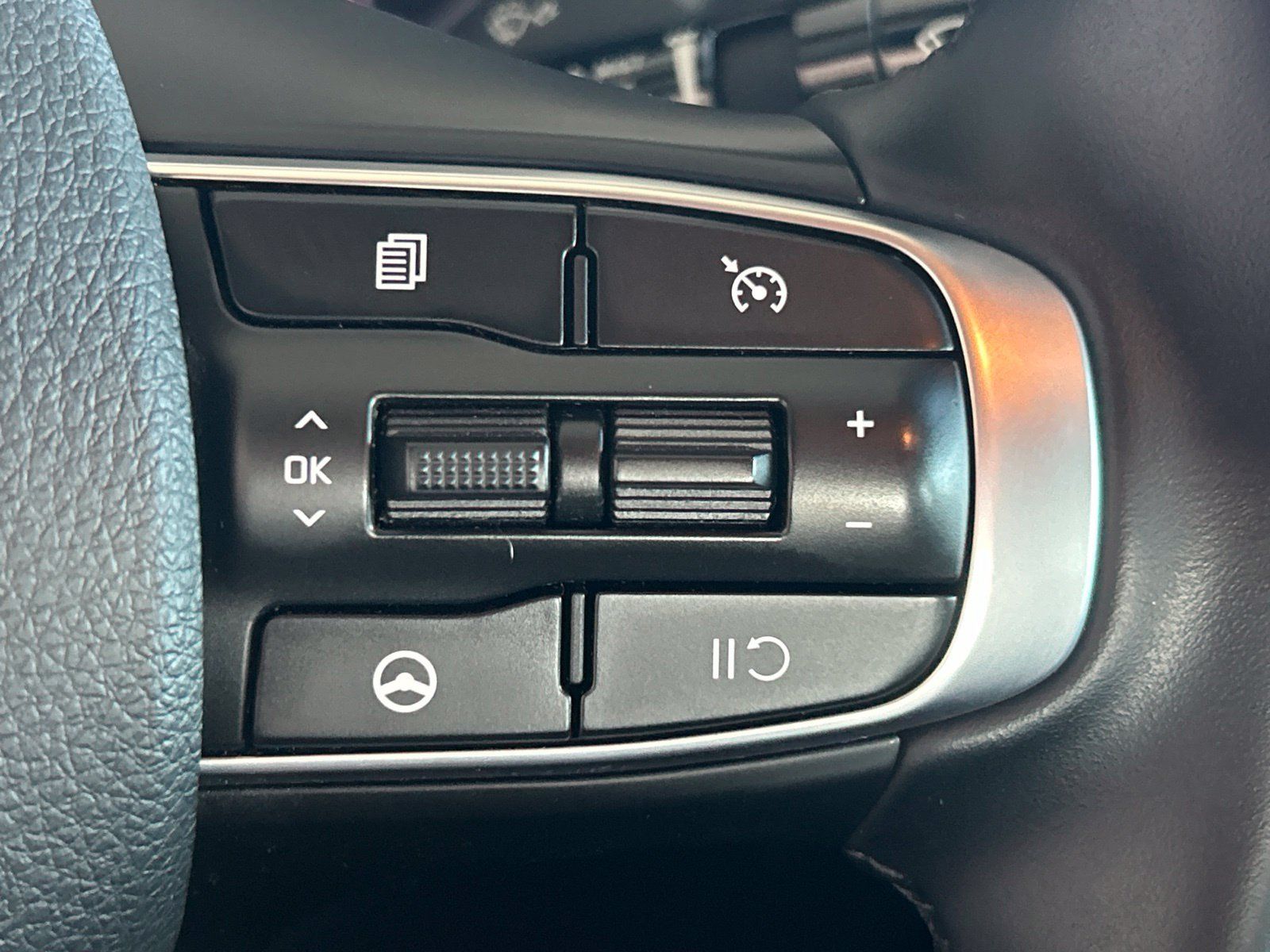 Used 2021 Kia K5 GT-Line FWD image 21