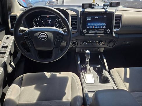 Used 2022 Nissan Frontier SV AWD/4WD image 19