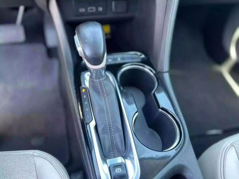 Used 2022 Buick Encore GX Select w/ Advanced Technology Package image 22