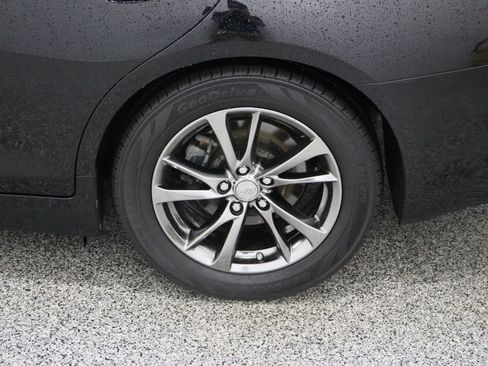 Used 2017 INFINITI Q50 Signature Edition RWD image 10