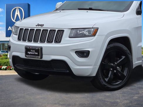 Used 2014 Jeep Grand Cherokee Altitude AWD/4WD image 2