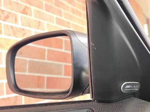 Used 2018 Chrysler 300 S image 25