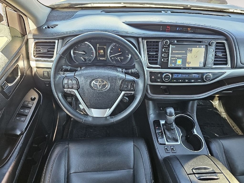 Used 2017 Toyota Highlander XLE FWD image 24