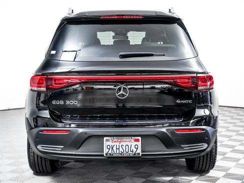 Certified 2023 Mercedes-Benz EQB 300 4MATIC image 11
