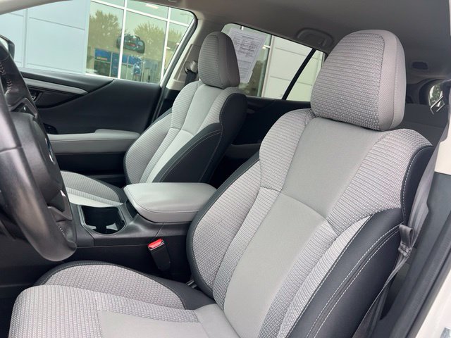 Used 2024 Subaru Outback Premium AWD/4WD image 21