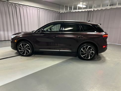 Used 2023 Lincoln Corsair Reserve image 4