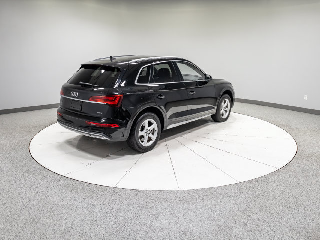Used 2023 Audi Q5 2.0T Premium w/ Convenience Package AWD/4WD image 28