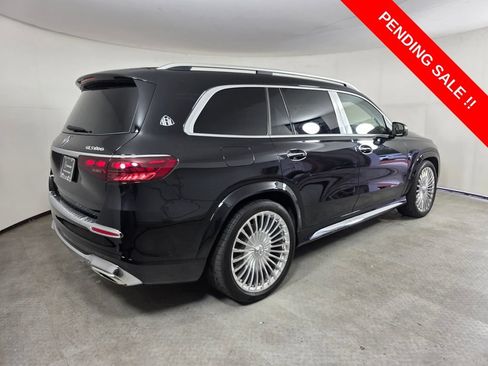 Certified 2025 Mercedes-Benz Maybach GLS 600 4MATIC image 4