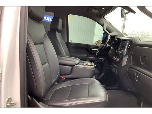 Used 2022 Chevrolet Silverado 3500 LTZ w/ Gooseneck/5TH Wheel Package image 8