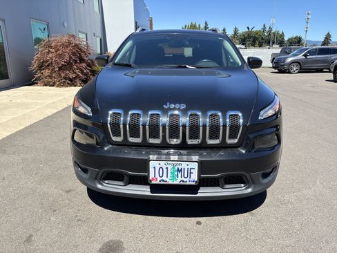 Used 2014 Jeep Cherokee Latitude FWD image 7