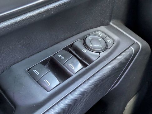 Used 2021 Chevrolet Silverado 1500 Custom Trail Boss AWD/4WD image 28