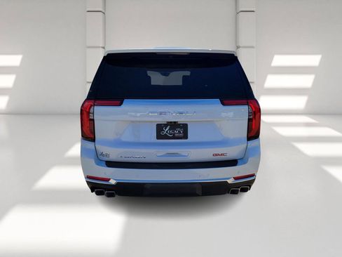 New 2026 GMC Yukon XL Denali w/ Denali Reserve Package RWD image 6