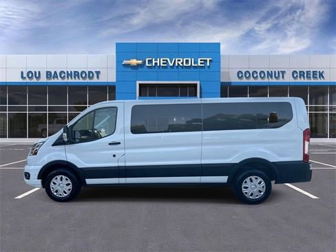 Used 2023 Ford Transit 350 XLT image 5
