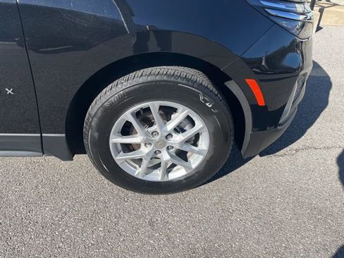 Used 2024 Chevrolet Equinox LT image 45
