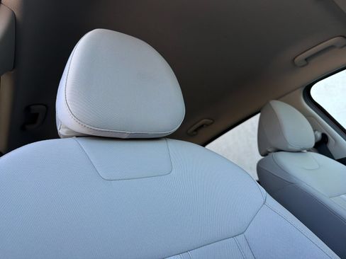 Used 2025 Hyundai Tucson SEL FWD image 16