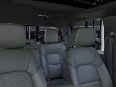 New 2026 Chevrolet Colorado ZR2 image 24