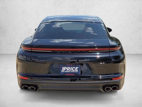 Used 2025 Porsche Panamera image 7