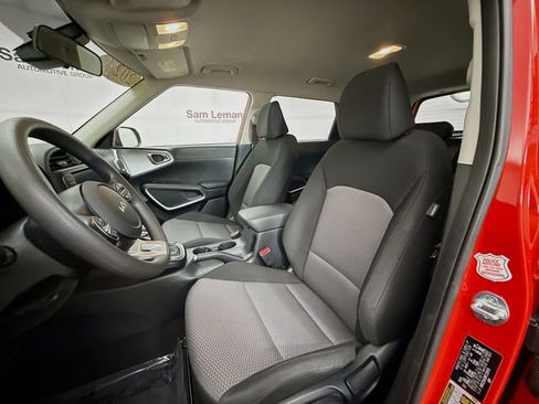 Used 2024 Kia Soul LX w/ Option Group 015 image 19