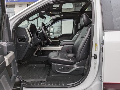 Used 2022 Ford F350 Lariat w/ Lariat Ultimate Package image 13