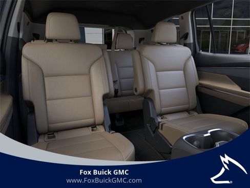 New 2026 Buick Enclave Preferred w/ LPO, Floor Liner Package image 17
