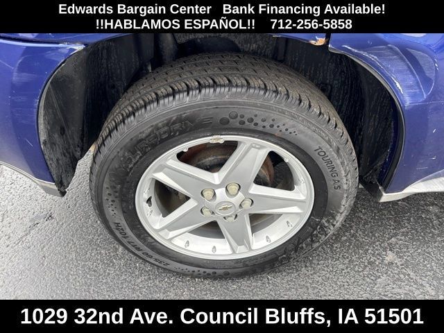 Used 2005 Chevrolet Equinox LT w/ Preferred Equipment Group AWD/4WD image 8