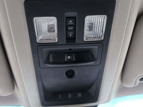 Used 2014 RAM 1500 Sport w/ Convenience Group AWD/4WD image 19