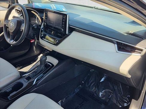 Used 2020 Toyota Corolla LE w/ Carpet Mat Package (TMS) image 21