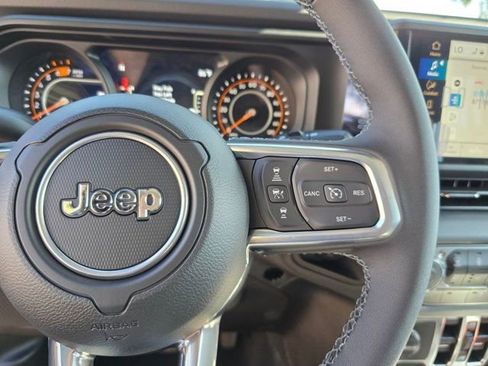 New 2025 Jeep Wrangler Unlimited Sahara w/ Safety Group AWD/4WD image 18