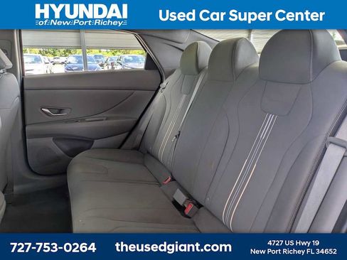 Certified 2023 Hyundai Elantra SEL w/ Convenience Package FWD image 13