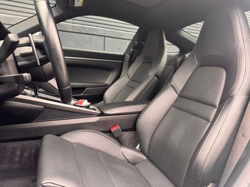 Certified 2021 Porsche 911 Carrera image 5