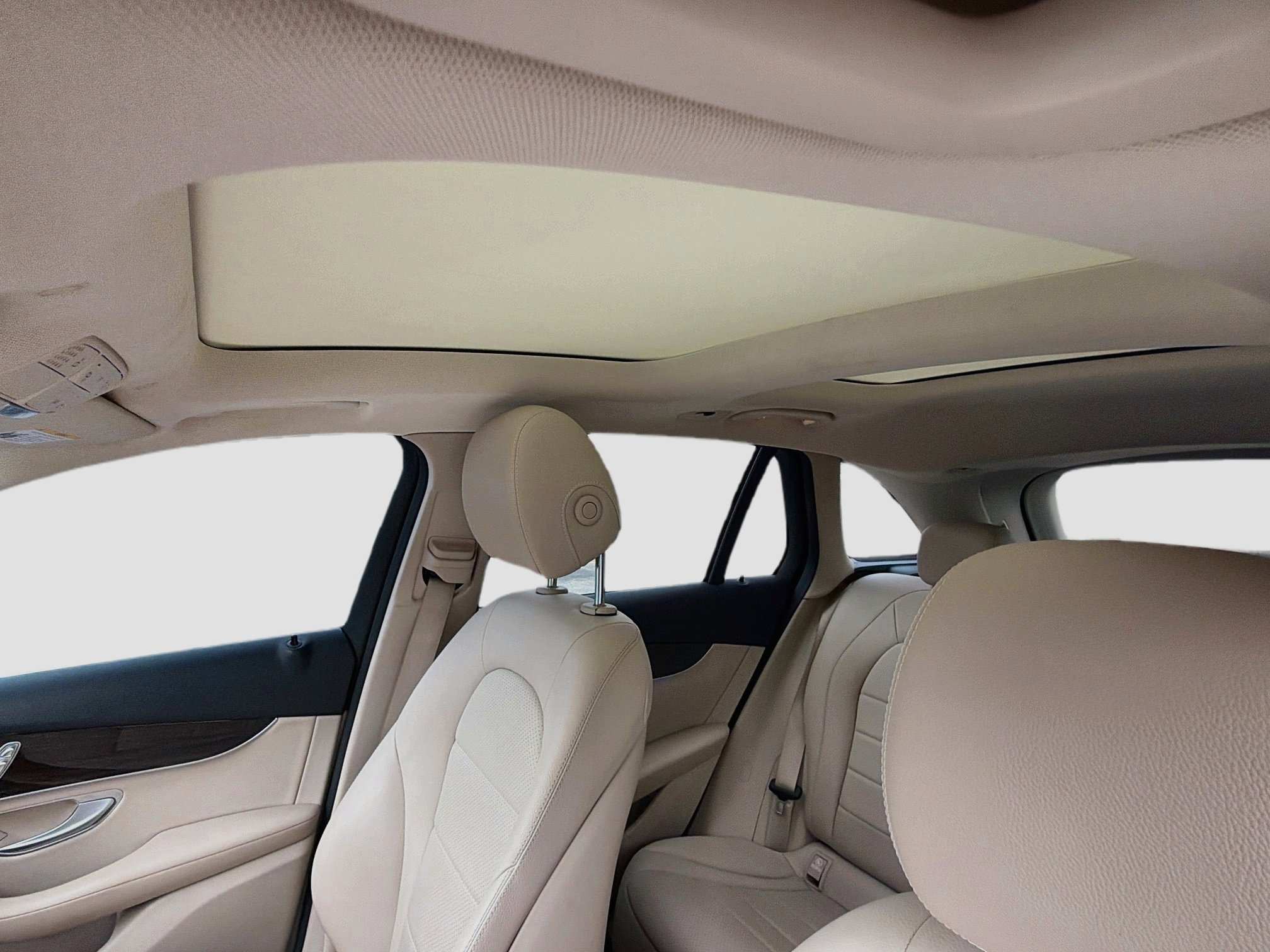 Used 2022 Mercedes-Benz GLC 300 4MATIC image 27
