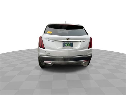 Certified 2020 Cadillac XT5 Premium Luxury w/ LPO, Floor Liner Package image 7