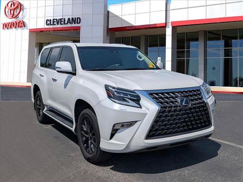 Used 2020 Lexus GX 460 Premium w/ Premium Package AWD/4WD image 2