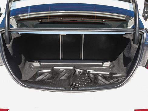 Used 2023 Mercedes-Benz C 300 Sedan image 25