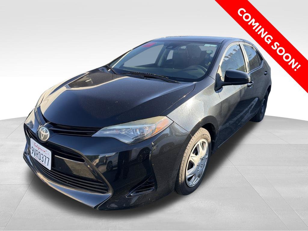 Used 2017 Toyota Corolla LE FWD image 1