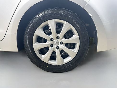 Certified 2021 Toyota Corolla LE image 27