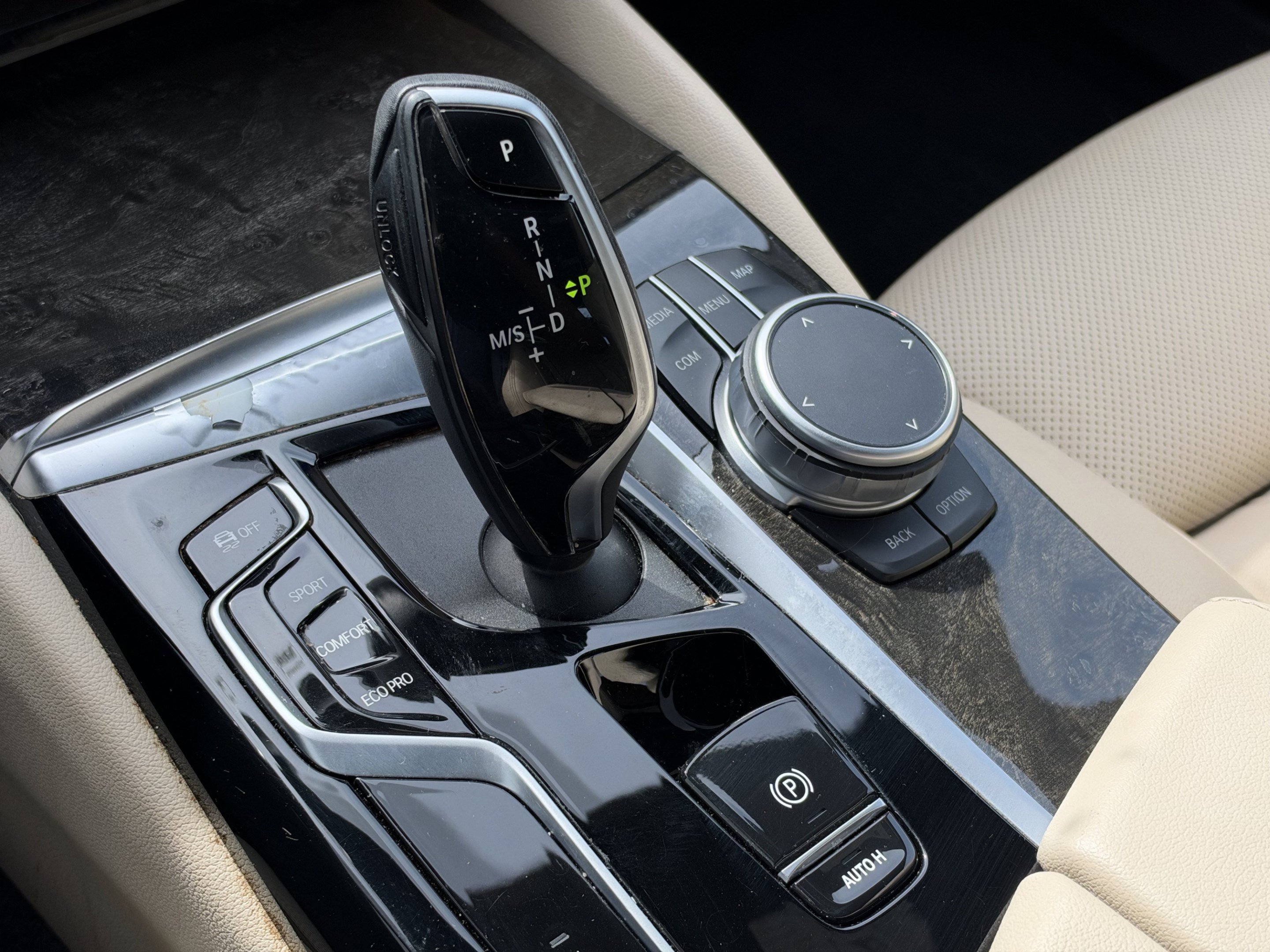 Used 2022 BMW 540i w/ Convenience Package RWD image 10