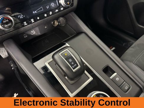 Used 2024 Mitsubishi Outlander SE image 20