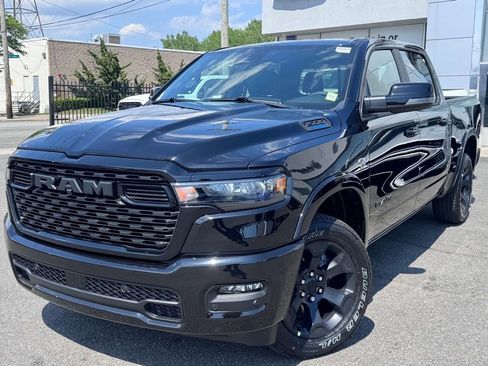 New 2026 RAM 1500 4x4 Crew Cab image 3